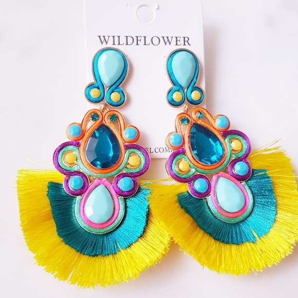 Earrings - Picture 4 of 5